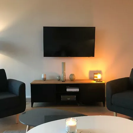 Appartement T4 Refait A Neuf Rennes, 3 Ch. Parking, 2 Balcons. Rennes